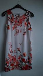 Mouwloze jurk met bloemenprint, Kleding | Dames, Jurken, Maat 38/40 (M), Wit, Ophalen of Verzenden, Onbekend