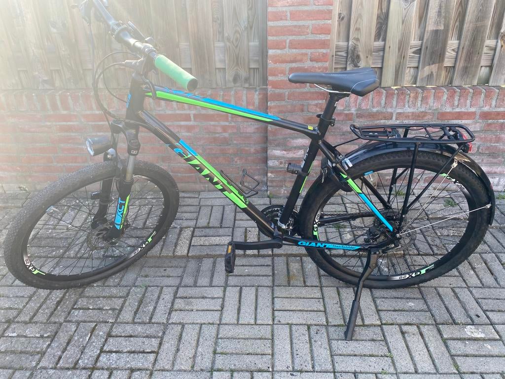 Giant ATX., Ophalen, 28 inch, Vering, Giant