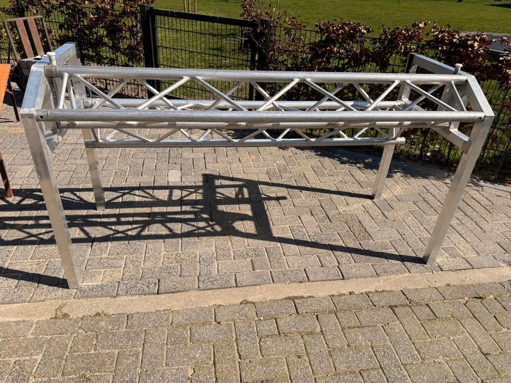 Aluminium dj trus/draaitafel, Ophalen, Zo goed als nieuw, Overige typen, Minder dan 2 meter