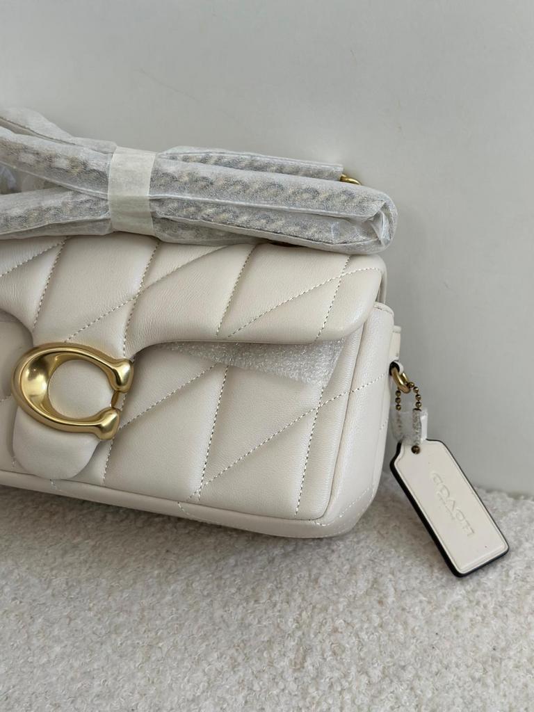 Nieuwe Coach Pillow Tabby Schoudertasje, Sieraden, Tassen en Uiterlijk, Tassen | Damestassen, Ophalen, Nieuw, Beige, Schoudertasje