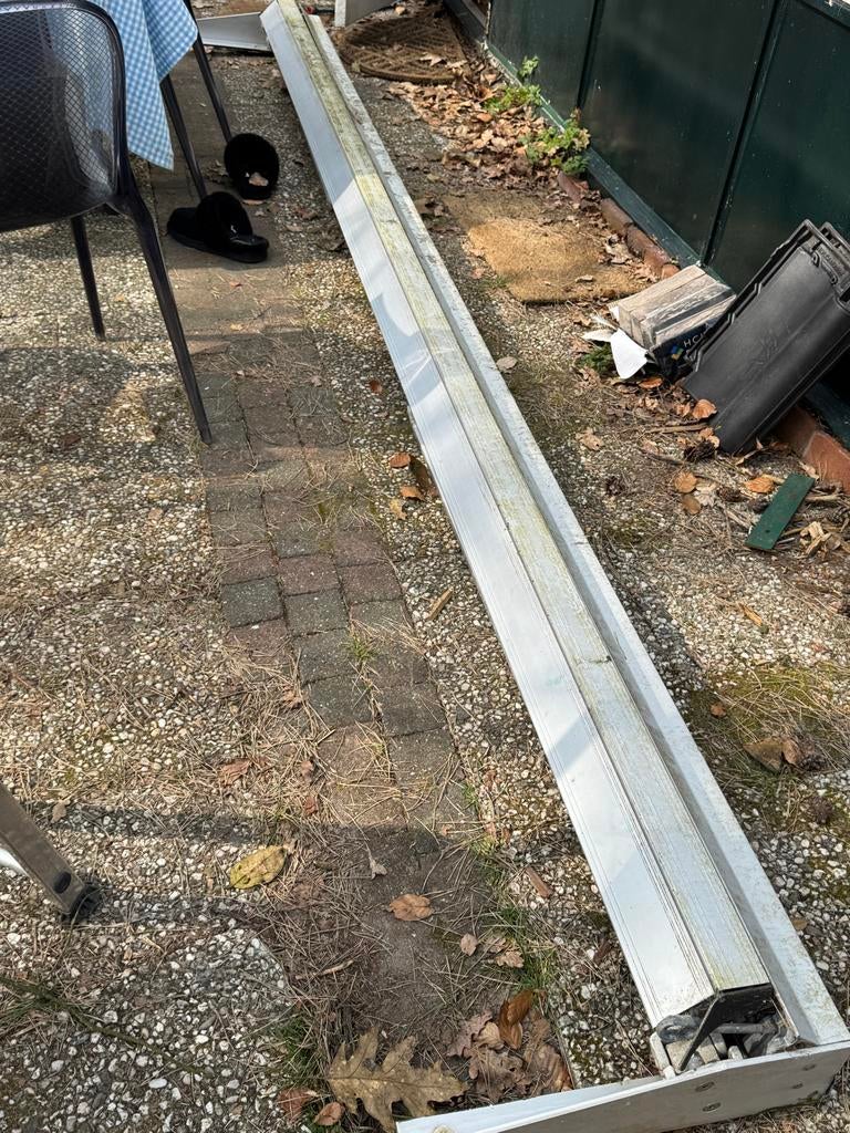 Gebruikt zonnescherm met wit geel doek, Gebruikt, Overige typen, 450 cm of meer, Ophalen of Verzenden