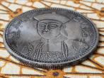 Mooie oude Chinese penning munt met portret en karakters., Antiek en Kunst, Ophalen of Verzenden