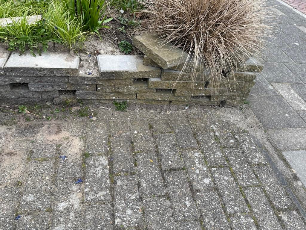 Halve tegels, Tuin en Terras, Tegels en Klinkers, Ophalen, Zo goed als nieuw, Beton, Terrastegels