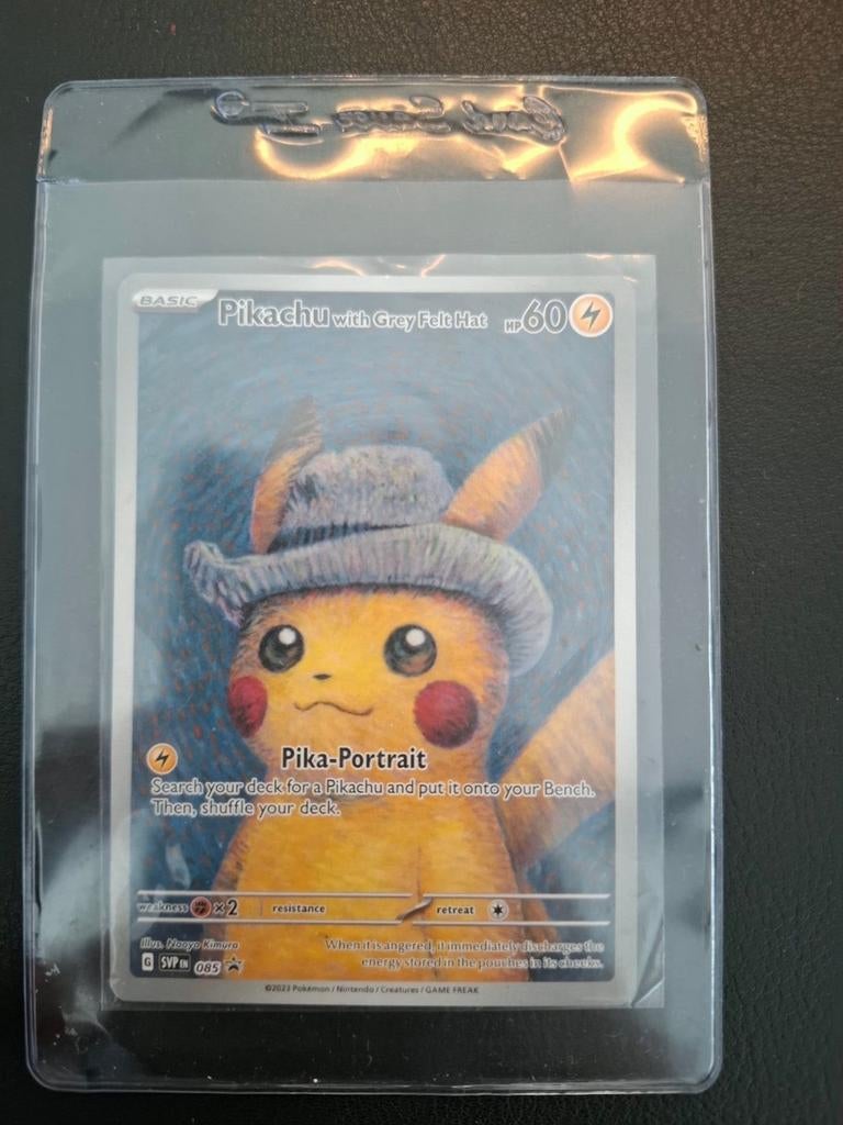 Pikachu met grijze vilten hoed - Zo goed als nieuw, Verzenden, Zo goed als nieuw, Losse kaart