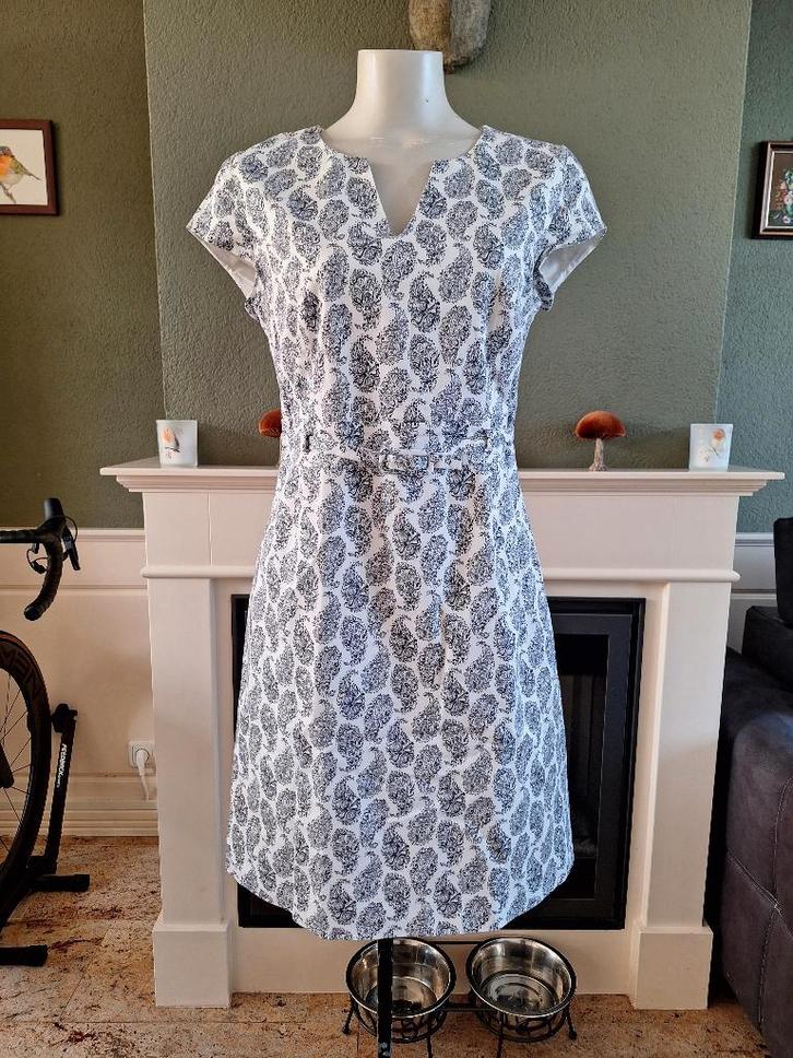 River Woods wit blauwe jurk 40, Kleding | Dames, Jurken, Zo goed als nieuw, Maat 42/44 (L), Wit, Knielengte, Verzenden