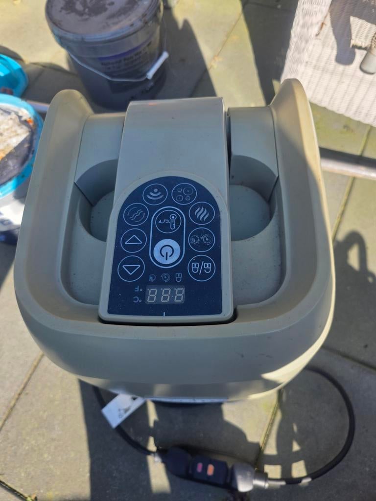 Bestway Lay-Z-Spa Pompunit - Zo goed als nieuw, Tuin en Terras, Bubbelbaden en Hottubs, Ophalen, Gebruikt, Pomp, Opblaasbaar