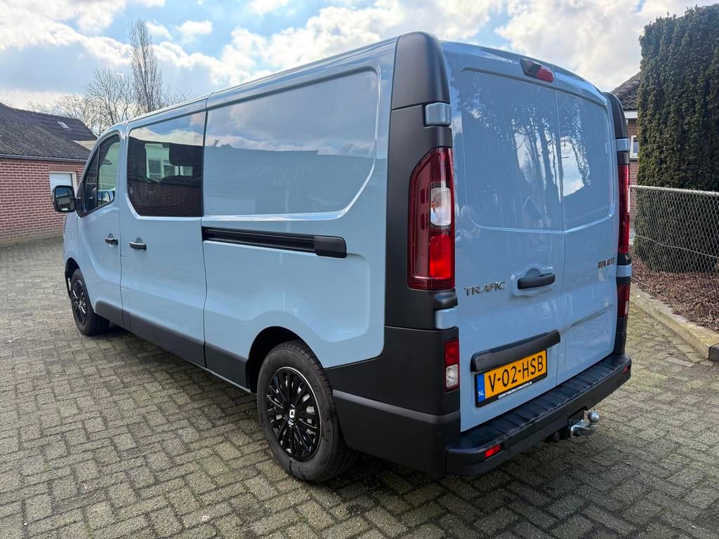 Renault TRAFIC 2.0 Blue dCi 130 T29 zeer nette auto L2H1 Sta, Auto's, Voorwielaandrijving, 15 km/l, Gebruikt, Euro 6