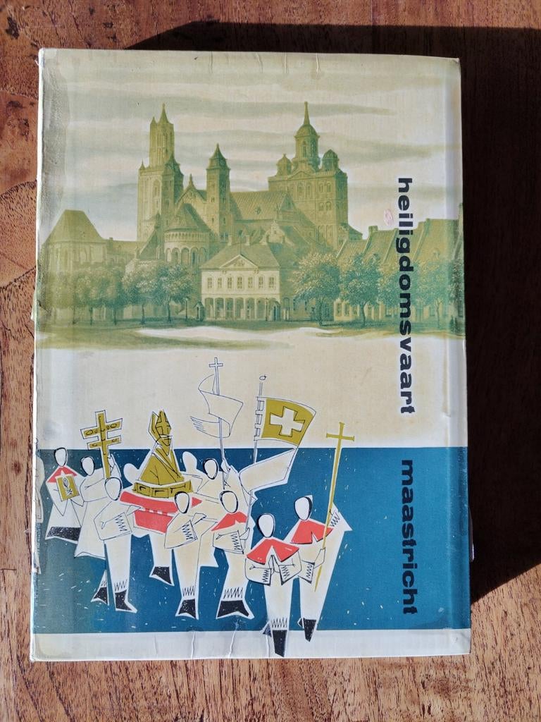 Heiligdomsvaart Maastricht - Boek, Ophalen of Verzenden, Gelezen, Dr. P.C. Boeren, Christendom | Katholiek
