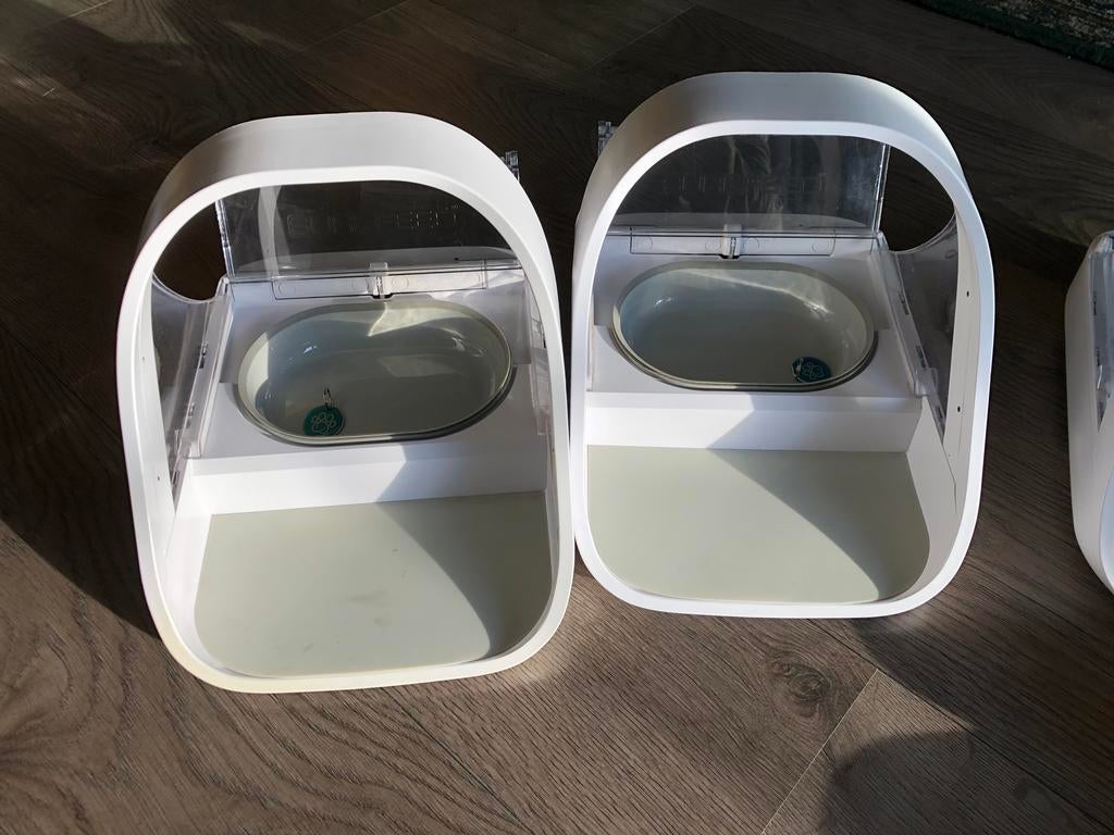 2x SureFeed microchip voerbakken met reserve onderdelen, Dieren en Toebehoren, Ophalen, Automatisch, Gebruikt