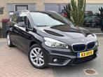 BMW 2-serie Active Tourer 225xe Executive | Pano | LED | NL, Automaat, 8 kWh, Stof, Gebruikt