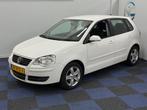 Volkswagen Polo 1.6-16V Comfortline / AIRCO / NAP / NETTE AU, Voorwielaandrijving, 15 km/l, Gebruikt, 4 cilinders
