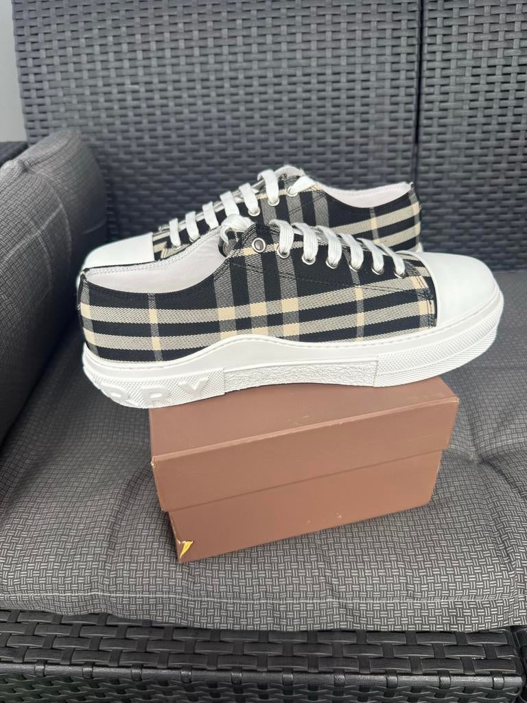 Burberry nylon blend sneakers maat 43, Ophalen of Verzenden, Nieuw, Overige kleuren, Sneakers of Gympen