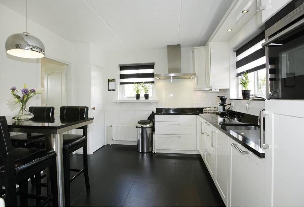 Gebruikte keuken zelf demonteren, Huis en Inrichting, Keuken | Complete keukens, Ophalen, Gebruikt, Wit, Hoekkeuken