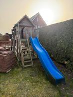 Speelhuisje met schommels, glijbaan en picknick set, Kinderen en Baby's, Speelgoed | Buiten | Speeltoestellen, Ophalen, Gebruikt