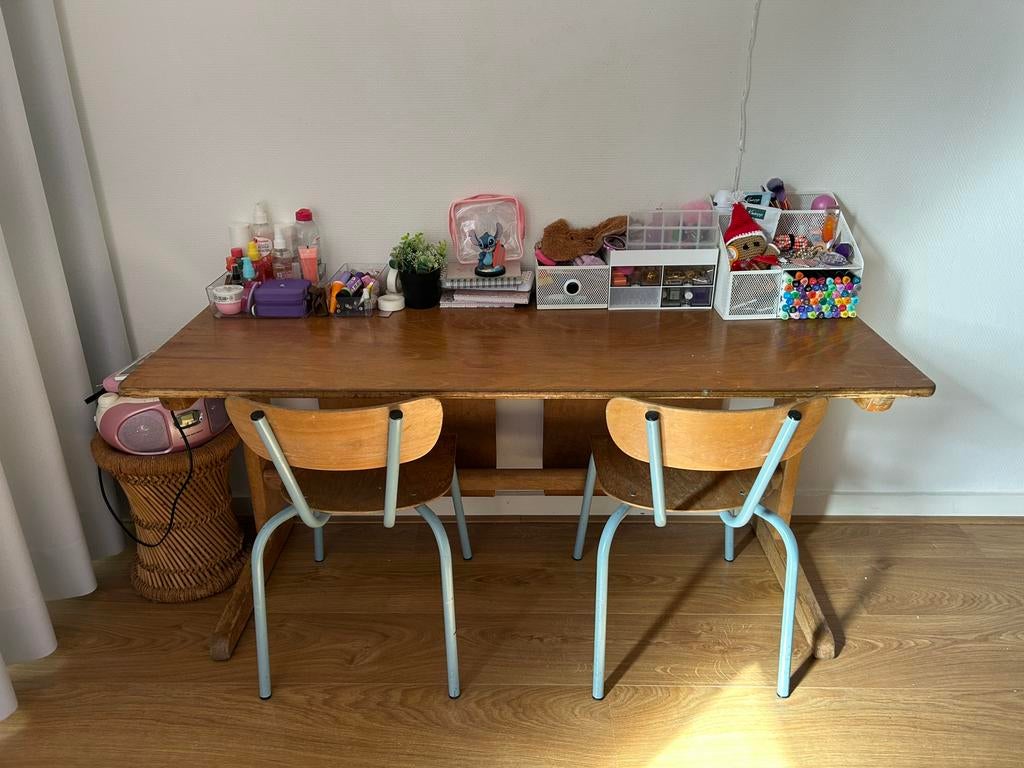 Oud bureau met stoeltjes,  set, Ophalen, 50 tot 100 cm, Tot twee personen, Zo goed als nieuw