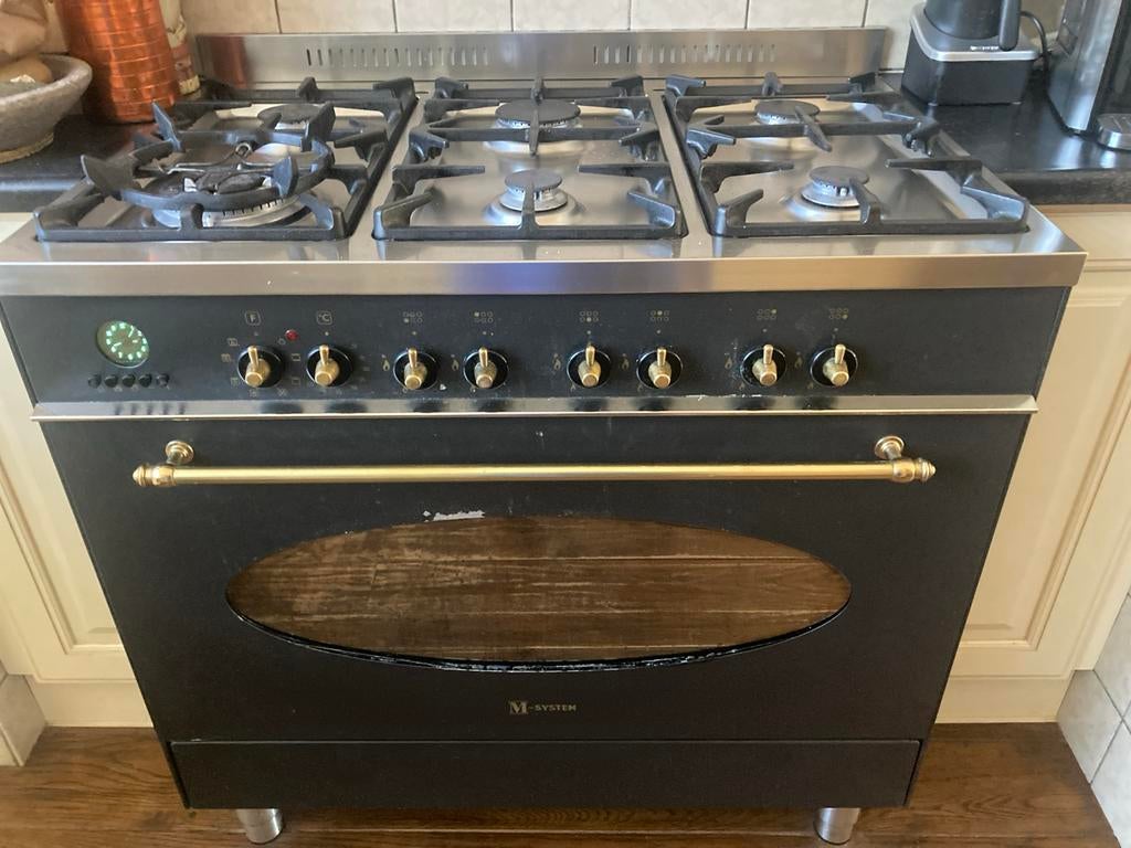 M-System Fornuis 90cm - Zwart met Gasfornuis en Oven, Ophalen, Gebruikt, Hete lucht, 60 cm of meer