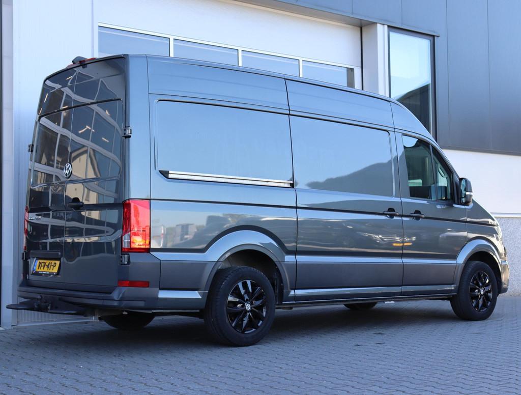 Volkswagen Crafter 35 2.0 TDI L3H3 | Cruise Control | Camera, Stof, Gebruikt, 4 cilinders, Volkswagen