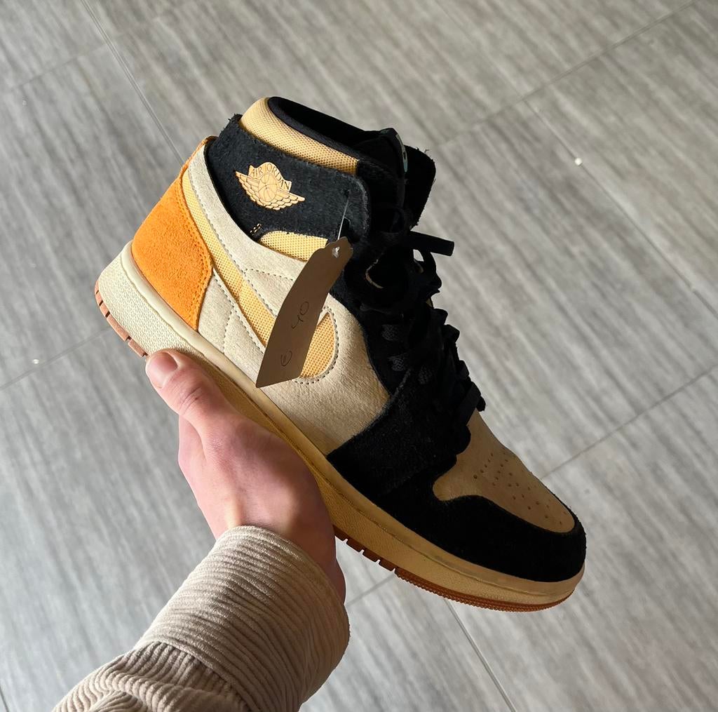 Jordan 1 High Zoom CMFT 2 Muslin Vivid sneakers - Size 42, Ophalen of Verzenden, Zo goed als nieuw, Sneakers of Gympen
