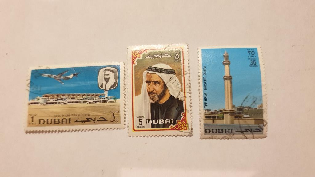 0934 dubai 3 zegels, Postzegels en Munten, Postzegels | Azië, Verzenden, Midden-Oosten