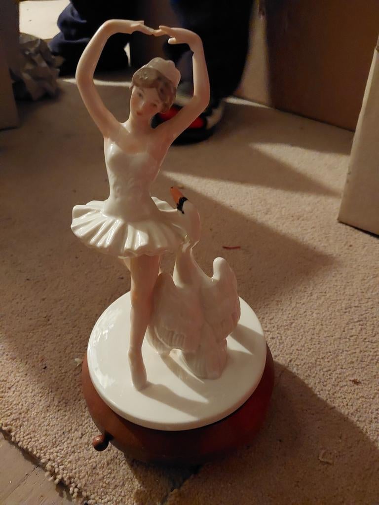 Speeldoosje Goebel., Verzamelen, Beelden en Beeldjes, Ophalen of Verzenden, Zo goed als nieuw, Dier