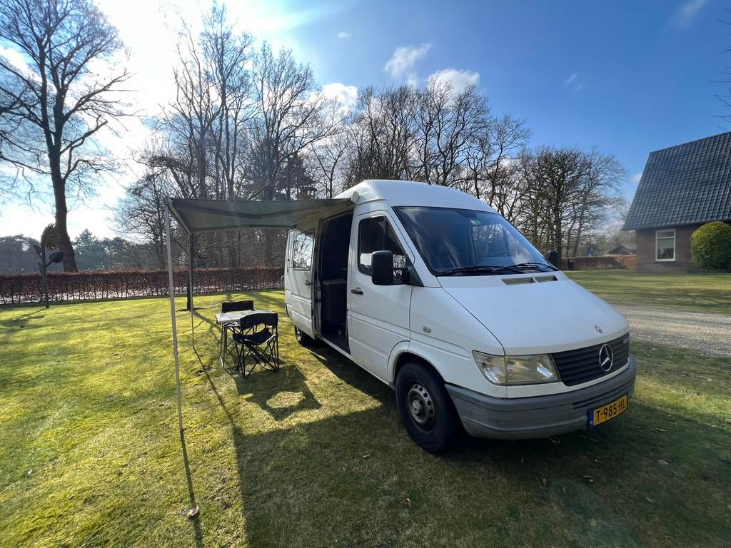 Zelfomgebouwde Mercedes-Benz Sprinter Camperbus (1999), Buscamper of Camperbus, Tot en met 2, Mercedes-Benz, Particulier