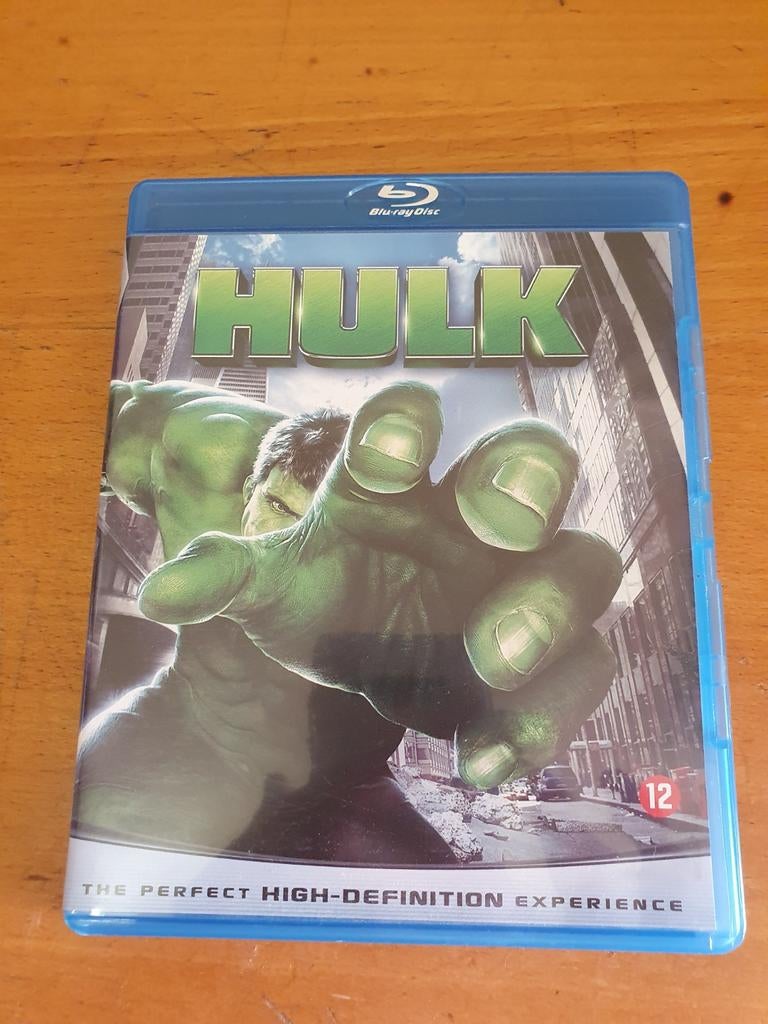 Hulk met NLO, Ophalen of Verzenden, Zo goed als nieuw, Horror