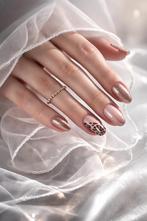 Nagelstyliste in stampersgat, Ophalen