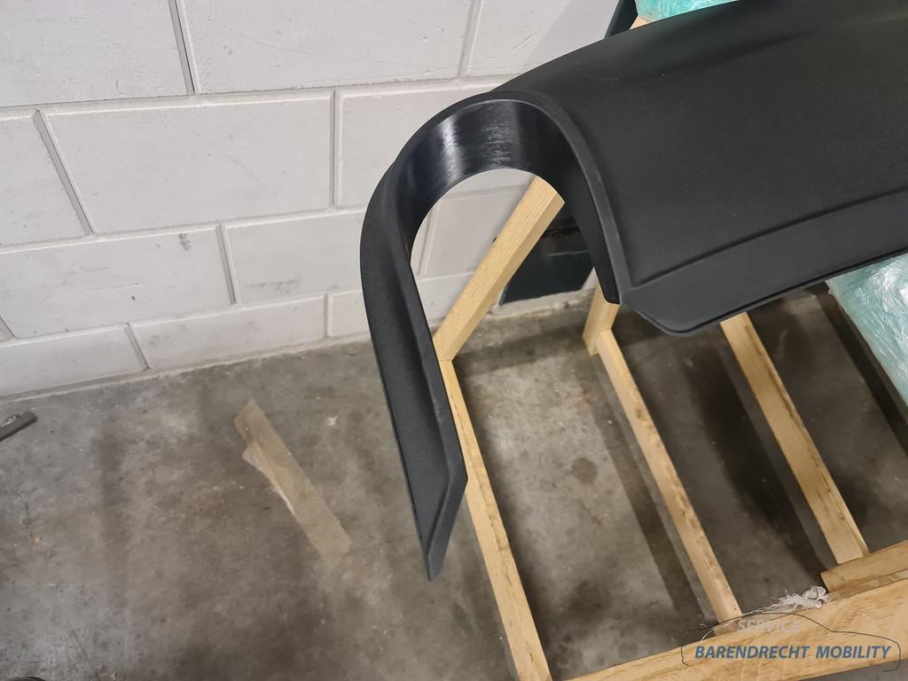 Diffuser Audi A5 Sportback achterbumper 8T8807521A zwart ori, Auto-onderdelen, Carrosserie en Plaatwerk, Gebruikt, AUDI AG, Auto-Union-Strasse 1
85045  Ingolstadt, DE