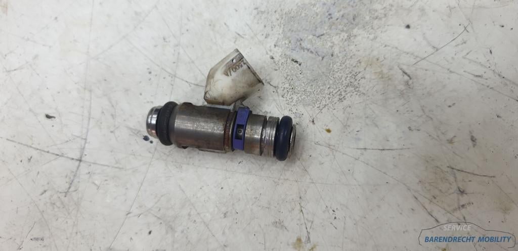 Benzine injector VW Polo 6R 1.4 16V 036906031 motorcode CGGB, Auto-onderdelen, Gebruikt, Volkswagen, Volkswagen AG, Berliner Ring 2
38440  Wolfsburg, DE