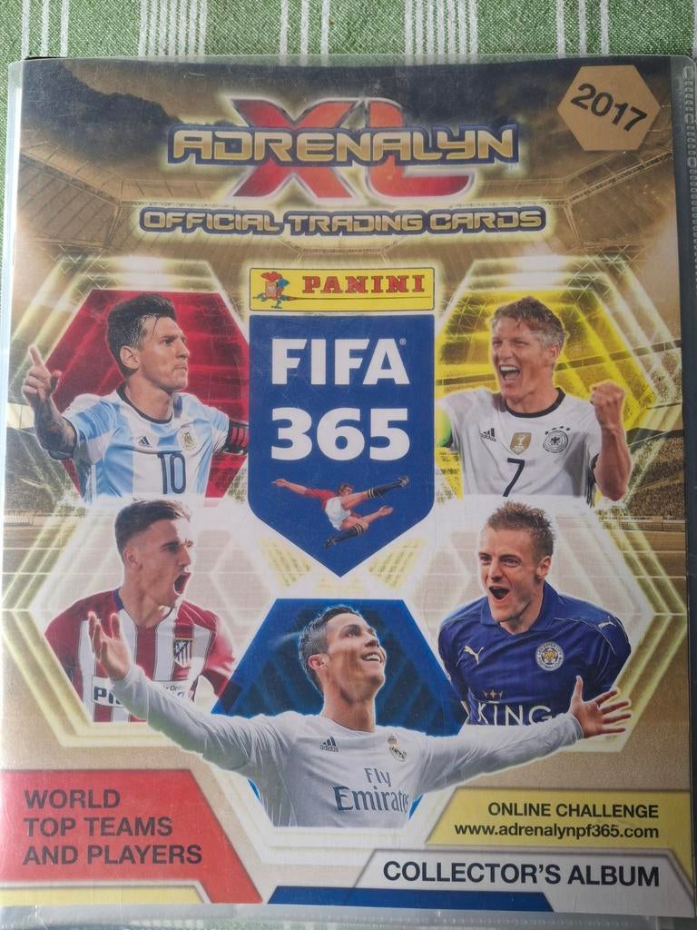 Map fifa 365 2017 leeg, Ophalen of Verzenden, Zo goed als nieuw