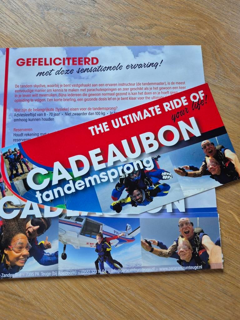 1x tandemsprong, parachutesrong bij Skydive Teuge, Eén persoon, Kortingsbon