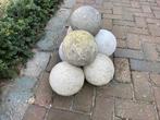 Oude natuurstenen ballen, kanonskogels, bollen., Ophalen of Verzenden