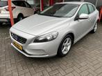 Volvo V40 Volvo V40 1.6 T4 180PK Automaat Onderhoudshistory, Auto's, Gebruikt, 4 cilinders, Leder, Bedrijf