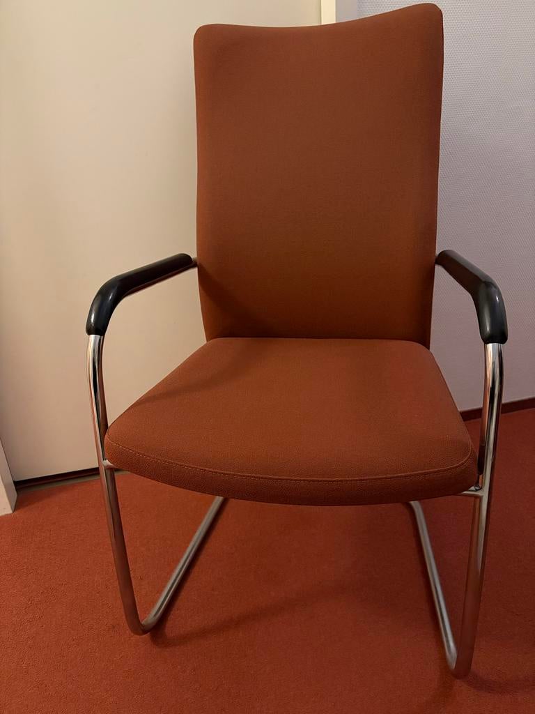 2x Vepa stoel - stijlvolle retro bureaustoel kantoorstoelen, Huis en Inrichting, Stoelen, Ophalen, Gebruikt, Twee, Bruin