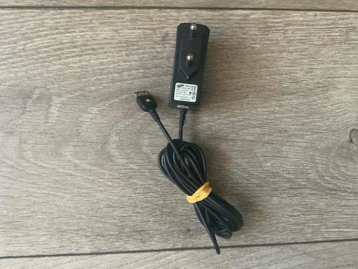 Samsung oplader / adapter / stroomkabel Atads10ebe, Audio, Tv en Foto, Opladers, Zo goed als nieuw, Ophalen of Verzenden