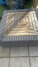 Buiten tafel  gratis afhalen, Tuin en Terras, Ophalen, Gebruikt, Vierkant, Overige materialen