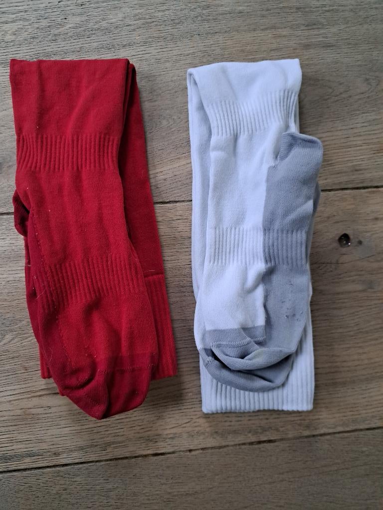 2 paar voetbalsokken maat 35-38, Maat XS of kleiner, Overige typen, Ophalen of Verzenden, Zo goed als nieuw