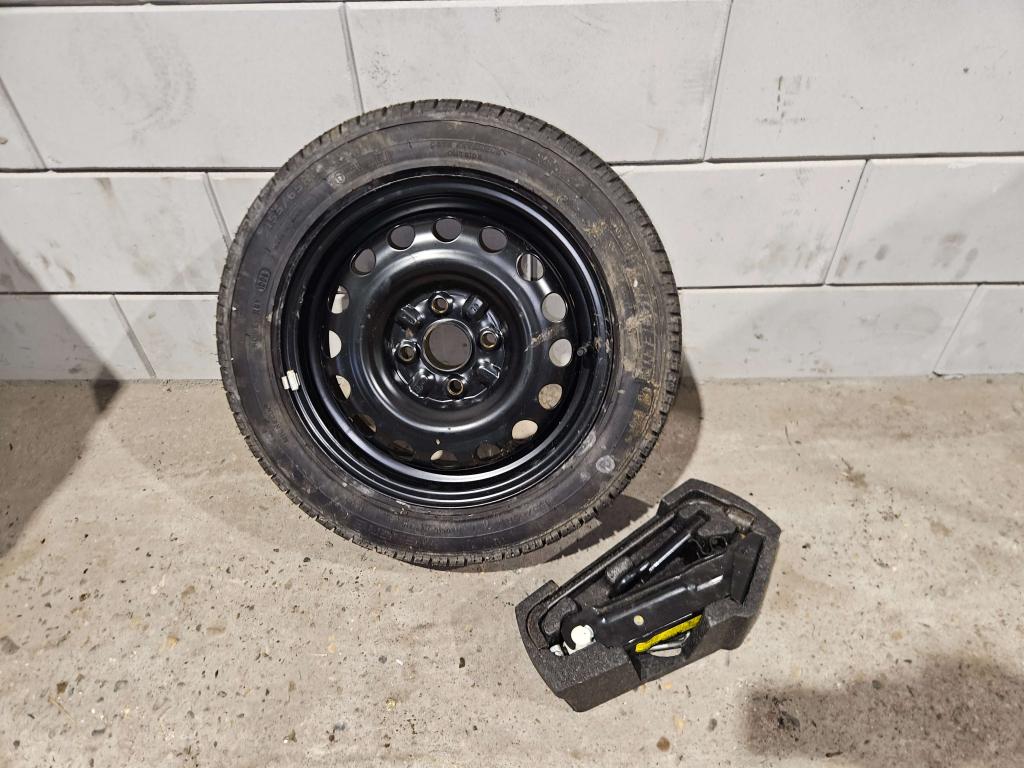 RESERVEWIEL MET KRIK PEUGEOT 107 / CITROEN C1  / TOYOTA AYGO, Niet ingevuld, Gebruikt, Citroën, Niet ingevuld