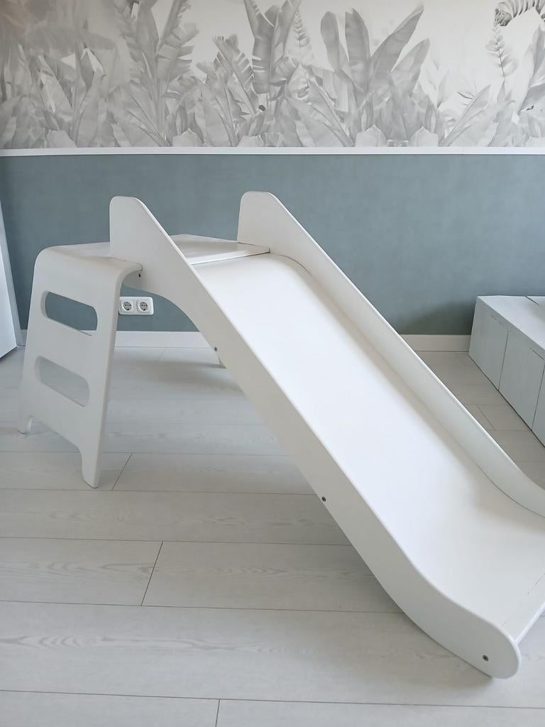 Houten glijbaan ikea wit

Mooi wit van kleur en in nette moo, Ophalen of Verzenden, Zo goed als nieuw, 180 cm of meer, Minder dan 70 cm