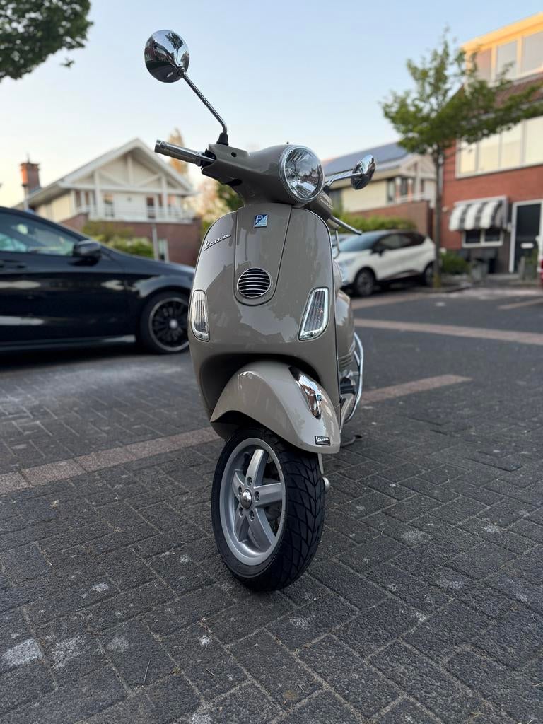 Vespa LX50 4-takt - Cappuccino, Fietsen en Brommers, Scooters | Vespa, Ophalen, Gebruikt, Maximaal 45 km/u, Benzine
