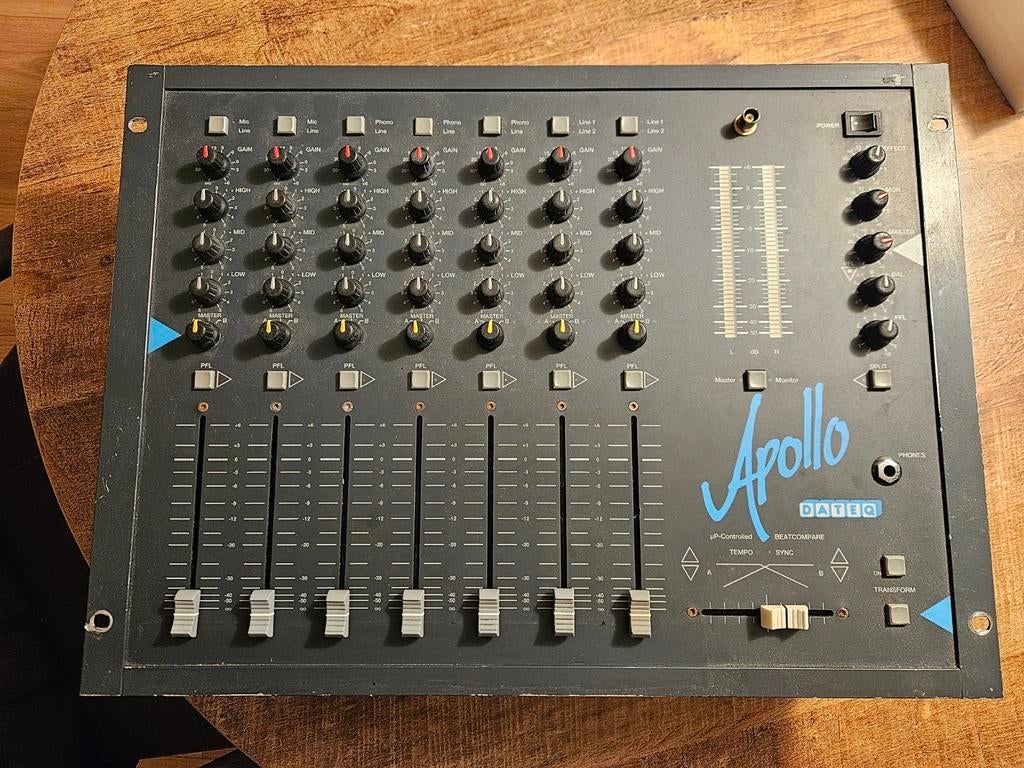 Dateq apollo, Muziek en Instrumenten, Ophalen, Zo goed als nieuw, 20 kanalen of meer, Microfooningang