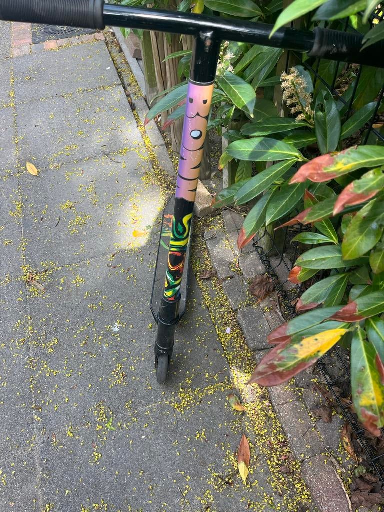 Stunt step  s6 met kleurrijk design, Fietsen en Brommers, Steps, Ophalen, Gebruikt, Overige typen