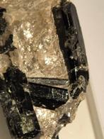 Toermalijn uit de Auvergne, Ophalen of Verzenden