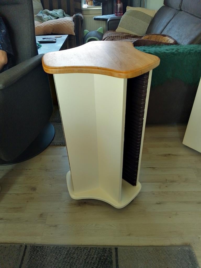 Cd rek/tafeltje, Ophalen, Hout, Cd's