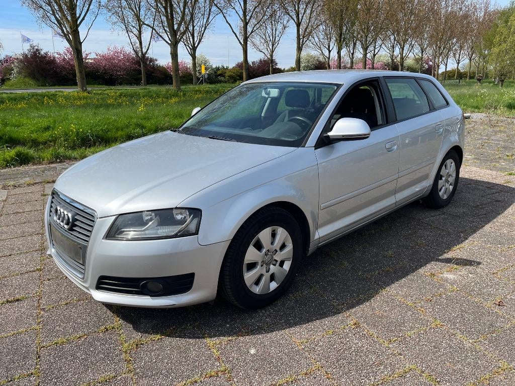 Audi A 3 Sportback 5 Deurs, Auto's, Audi, Voorwielaandrijving, Stof, Zwart, 4 cilinders
