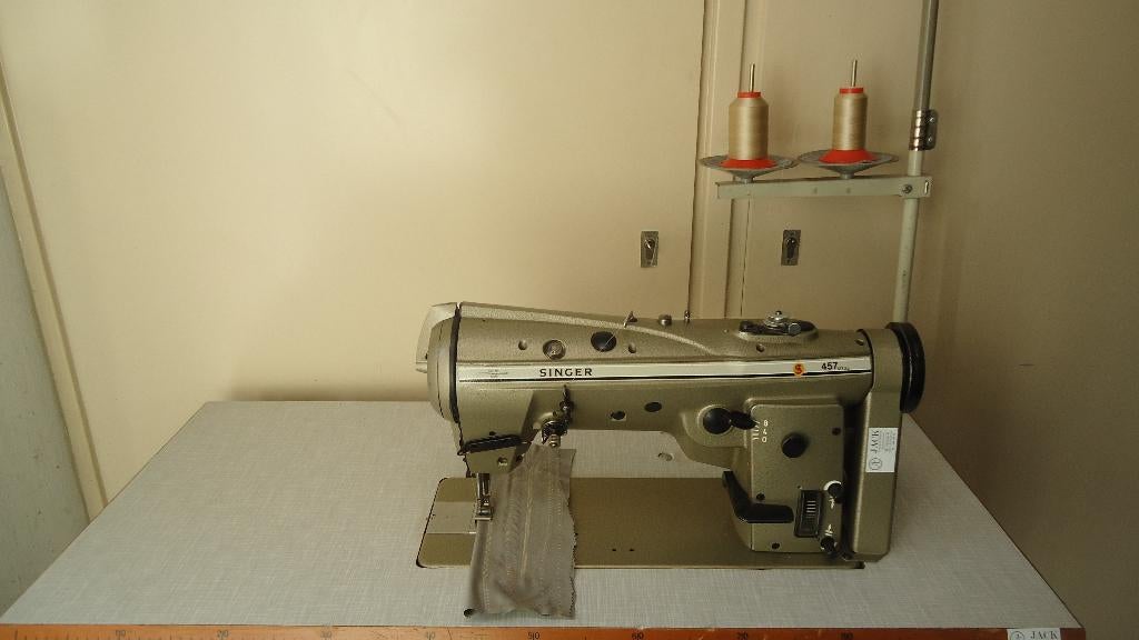 Industrie Naaimachine Singer Zig -zag Rechtstikker 457 U135, Gebruikt, Singer, Ophalen of Verzenden, Naaimachine