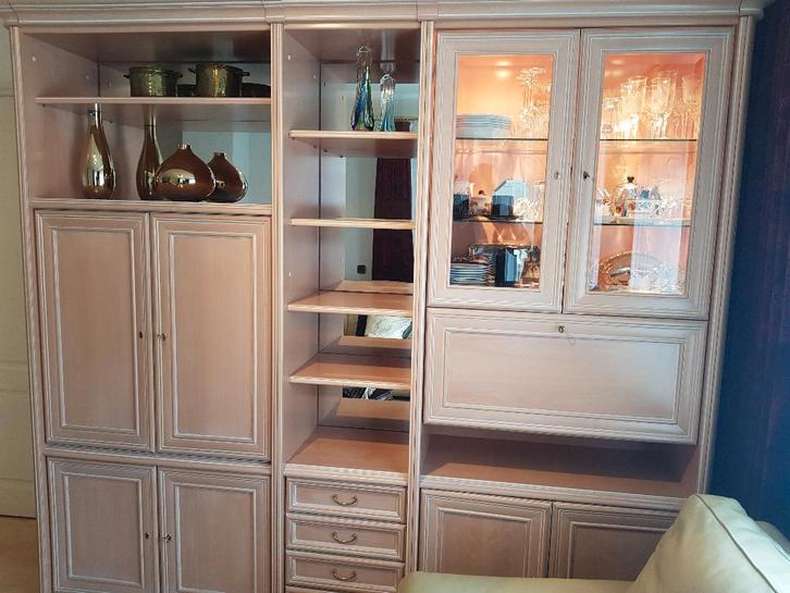 Te koop prachtige WANDMEUBEL-KAST Vitrine BAR TVruimte Lades, Huis en Inrichting, Kasten | Wandmeubels, Zo goed als nieuw, 200 cm of meer