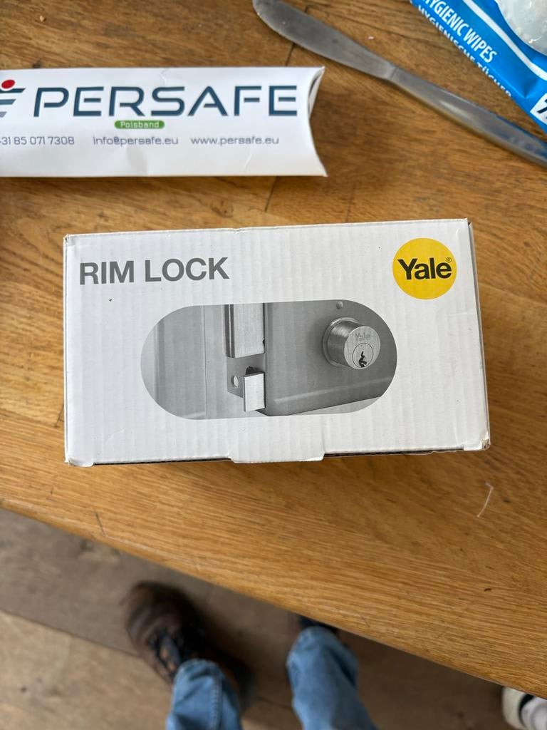 Nieuw Yale oplegslot, Ophalen of Verzenden, Nieuw, Overige materialen, Slot