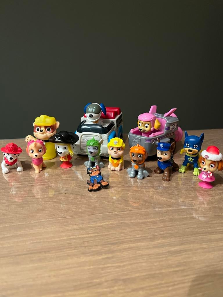 Leuk setje Paw patrol poppetjes en auto’s, Kinderen en Baby's, Speelgoed | Actiefiguren, Ophalen of Verzenden, Zo goed als nieuw