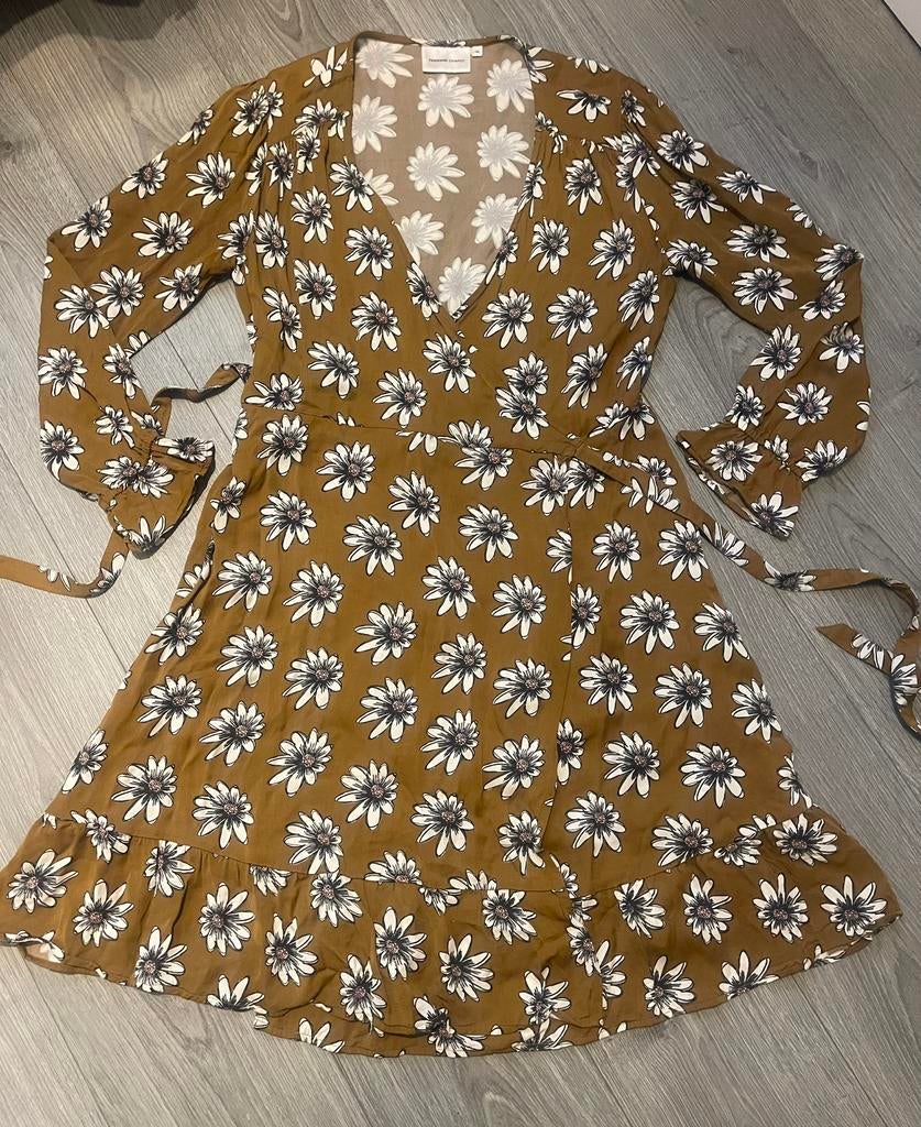 Fabienne Chapot  wikkeljurk maat 42  Model ; Sasha dress, Maat 42/44 (L), Ophalen of Verzenden, Zo goed als nieuw, Knielengte